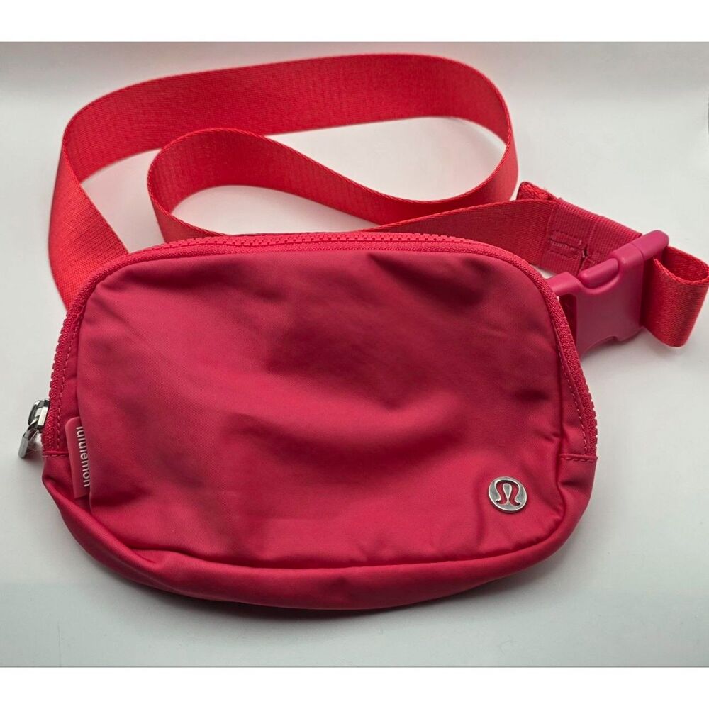 Lululemon Everywhere Belt Bag 1L Pink Nylon Adjustable Waist Pack